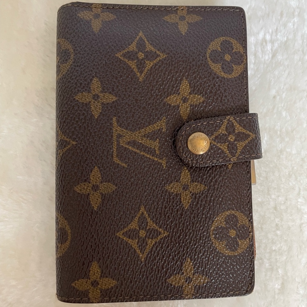 Louis Vuitton Kisslock Monogram Wallet